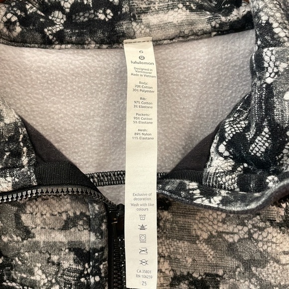 LULULEMON  Scuba Hoodie Light Cotton Fleece Masked Lace Starlight Black Size 6 - Picture 4 of 7